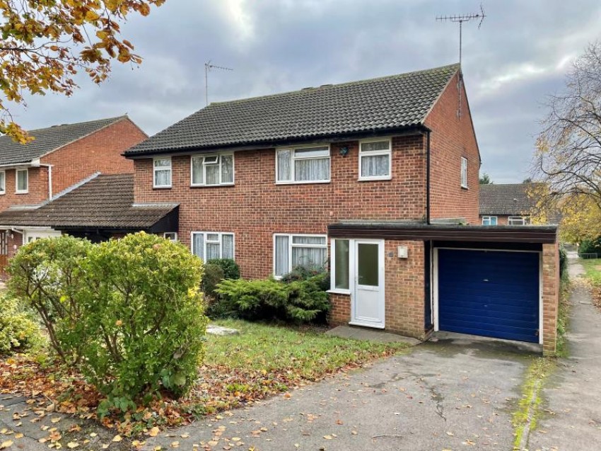 Images for Bishopstone, Bradville EAID:3152523483 BID:FAE1454D-D163-47F8-88A8-405058CF7D32